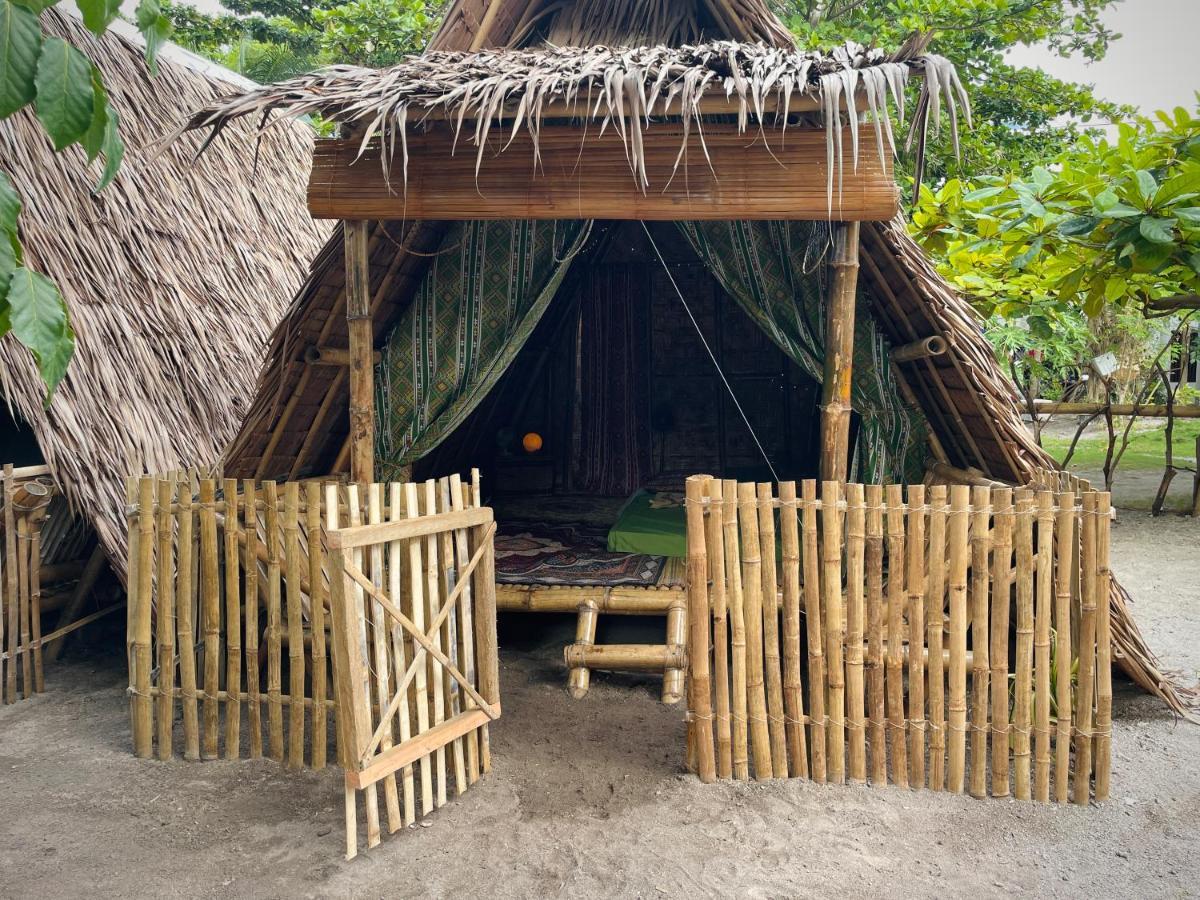 Tribal Huts Community Hostel Daanbantayan Room photo