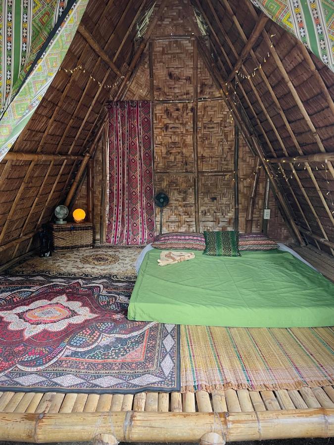 Tribal Huts Community Hostel Daanbantayan Exterior photo