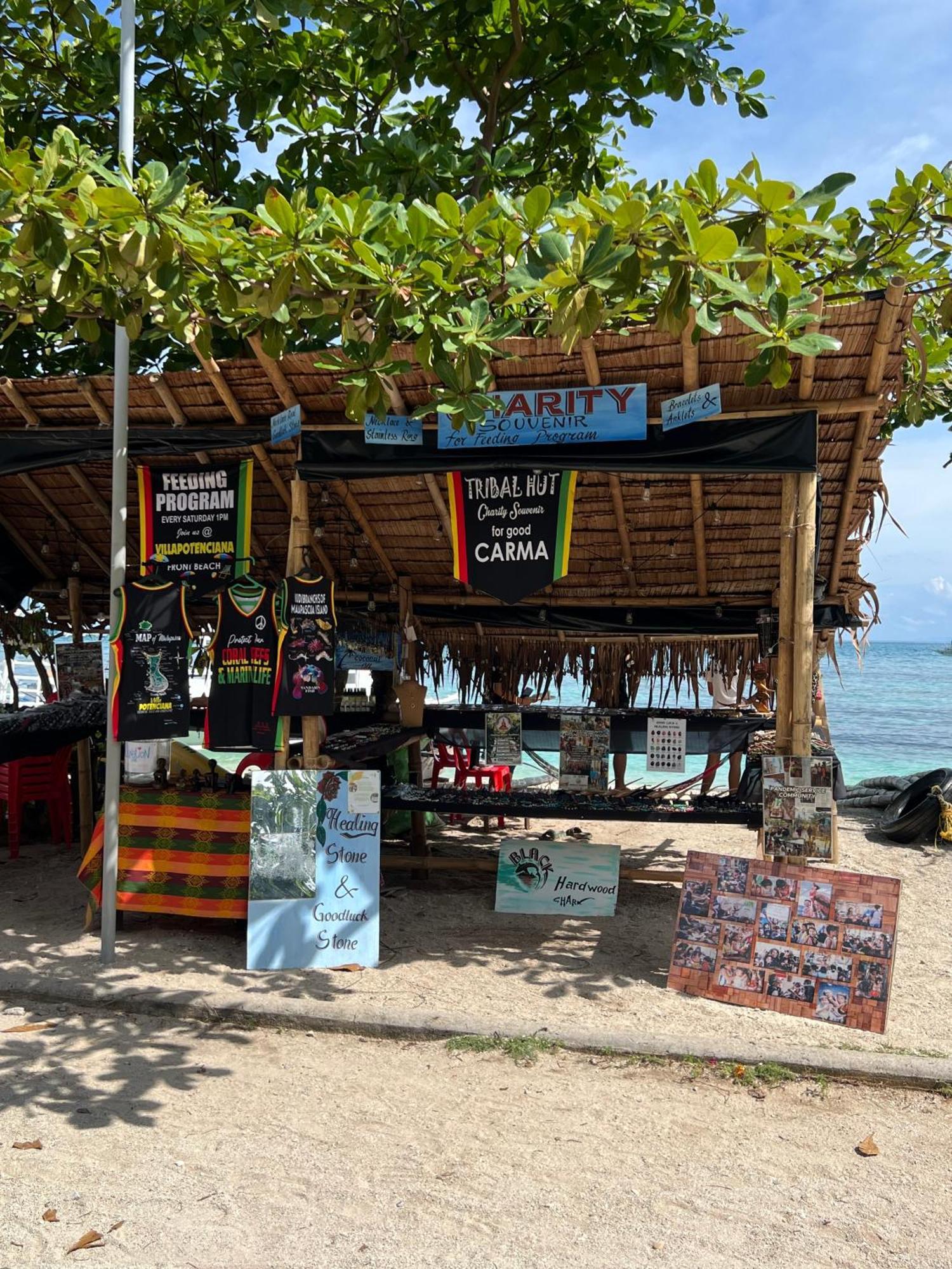 Tribal Huts Community Hostel Daanbantayan Exterior photo